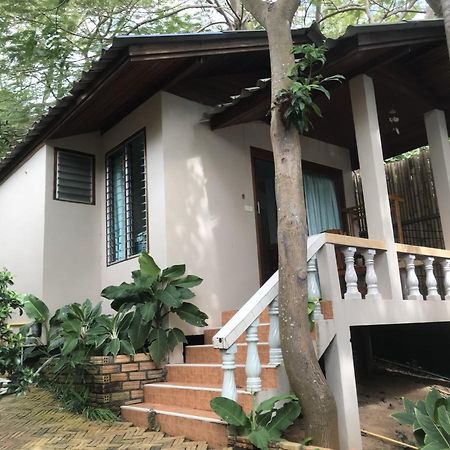 Pattara House Hotel Bãi biển Chaweng Ngoại thất bức ảnh