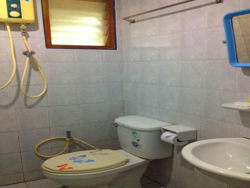 Pattara House Hotel Bãi biển Chaweng Ngoại thất bức ảnh