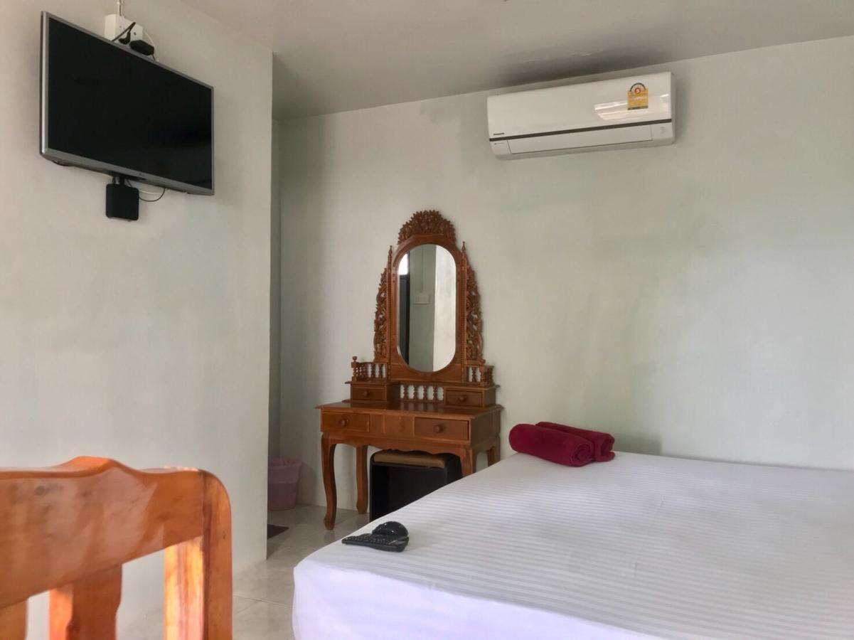Pattara House Hotel Bãi biển Chaweng Ngoại thất bức ảnh