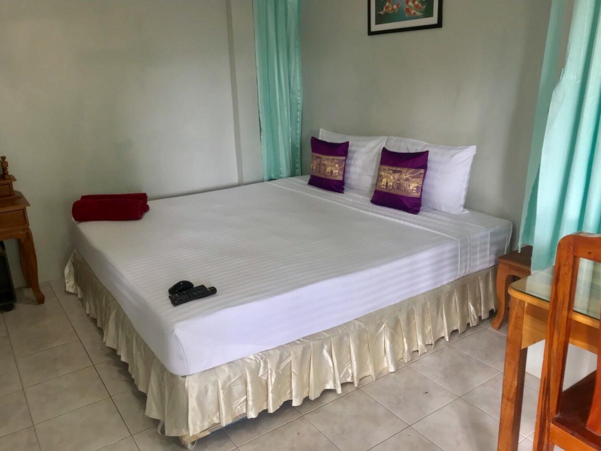 Pattara House Hotel Bãi biển Chaweng Ngoại thất bức ảnh