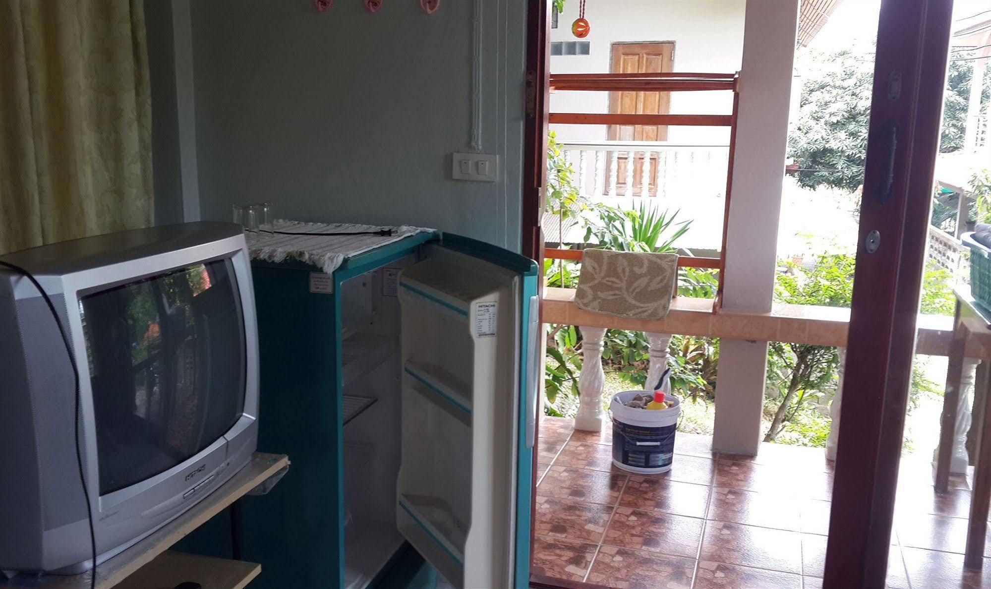 Pattara House Hotel Bãi biển Chaweng Ngoại thất bức ảnh